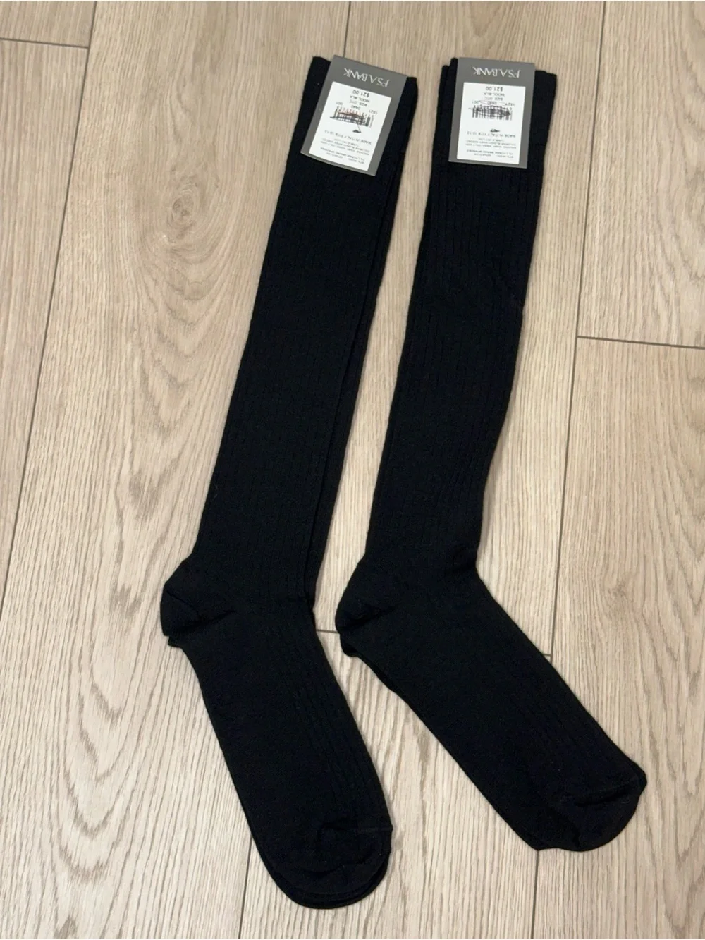 Jos. A. Bank Black Ribbed Merino Wool Over-The-Calf Socks - Pair Shoe size 8-12